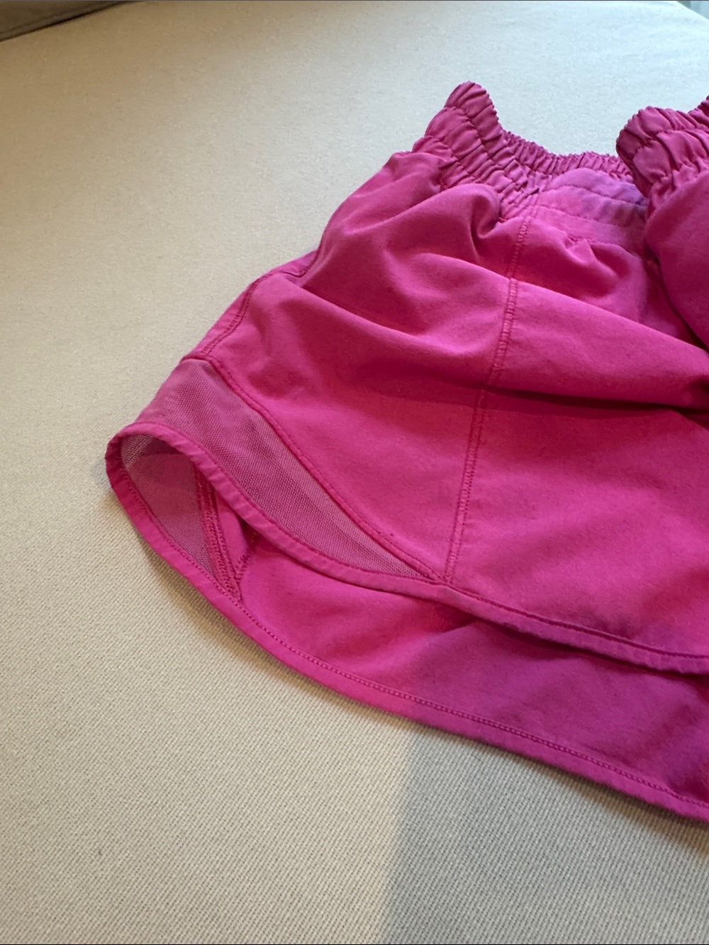 Lululemon Hotty Hot 4” Tall - Picture 5 of 5